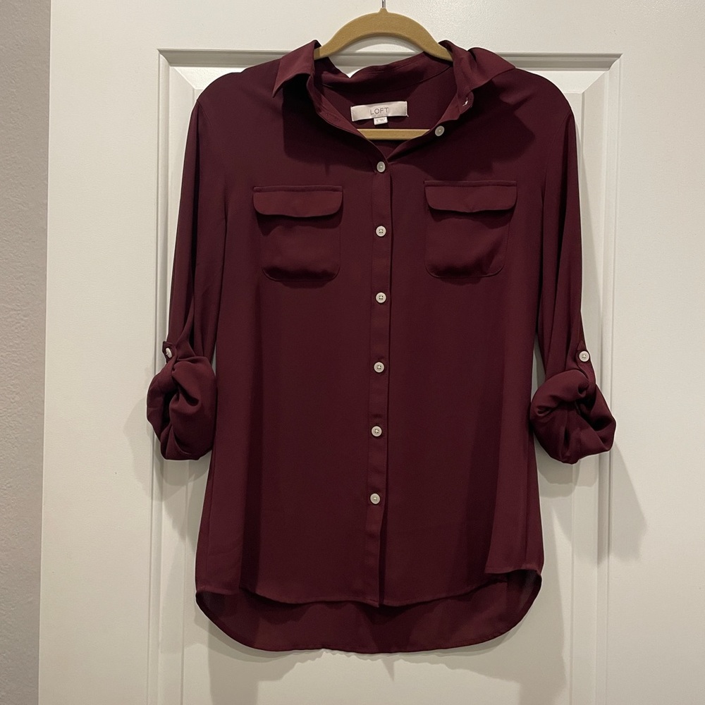 EUC Loft Lightweight Button down shirt - Small